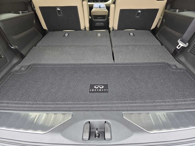 2026 INFINITI QX80 PURE