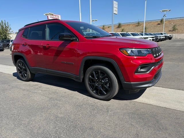 2026 Jeep Compass Latitude Altitude