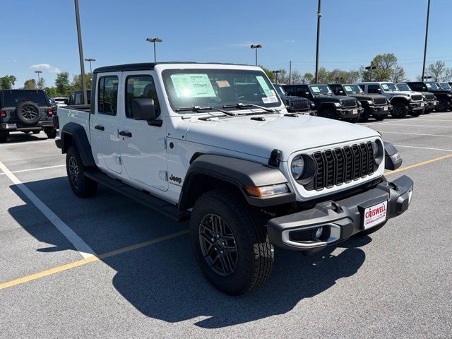 2026 Jeep Gladiator Sport
