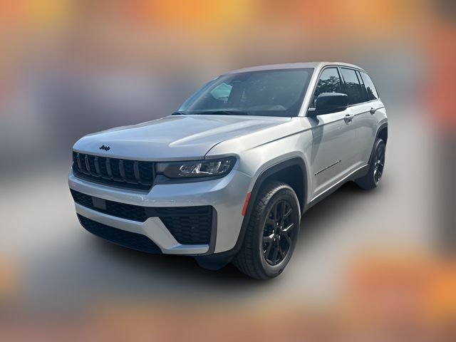2026 Jeep Grand Cherokee Laredo Altitude