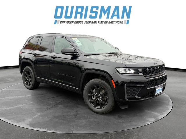 2026 Jeep Grand Cherokee Laredo Altitude