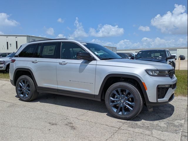2026 Jeep Grand Cherokee 85th Anniversary Edition