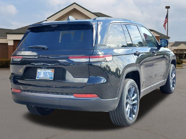 2026 Jeep Grand Cherokee 85th Anniversary Edition
