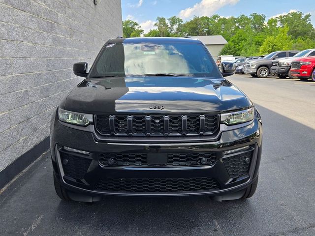 2026 Jeep Grand Cherokee 85th Anniversary Edition