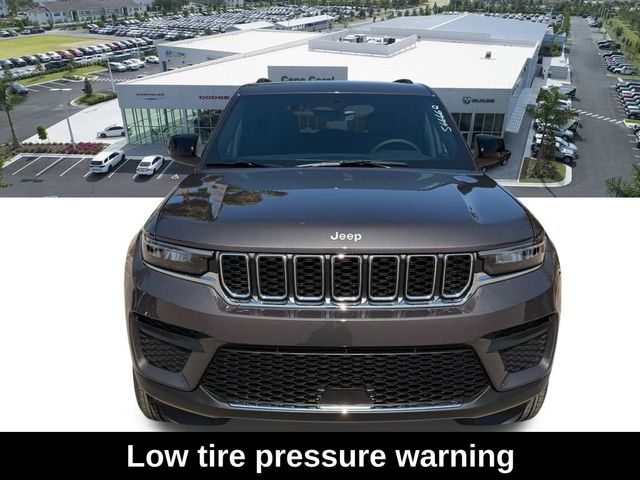 2026 Jeep Grand Cherokee Laredo