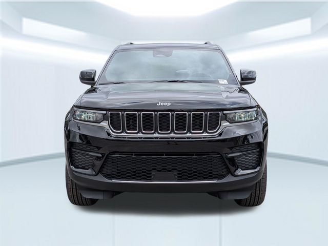 2026 Jeep Grand Cherokee Laredo X