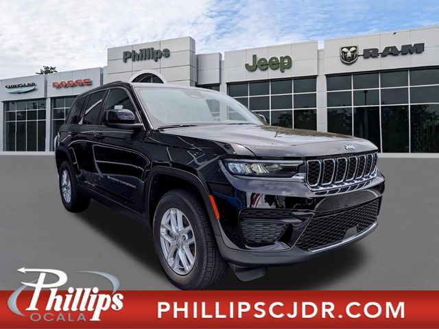 2026 Jeep Grand Cherokee Laredo