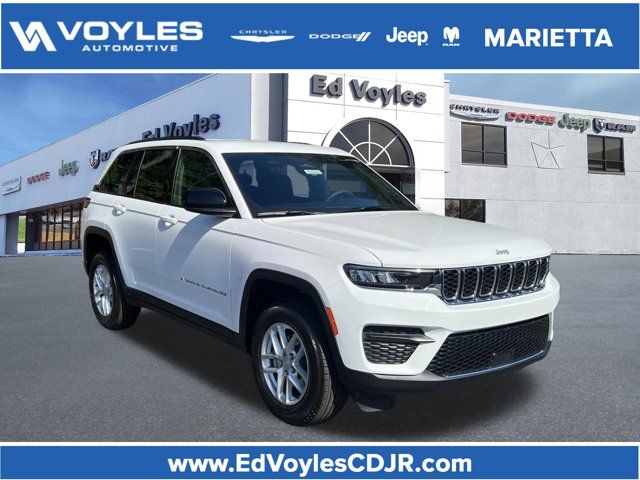 2026 Jeep Grand Cherokee Laredo