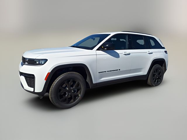 2026 Jeep Grand Cherokee Laredo Altitude