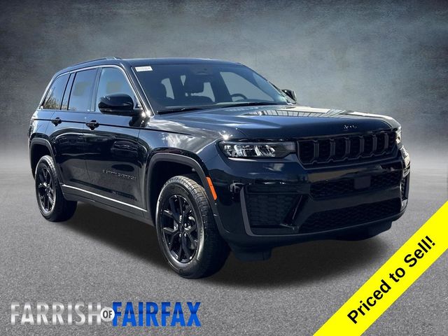 2026 Jeep Grand Cherokee Laredo Altitude