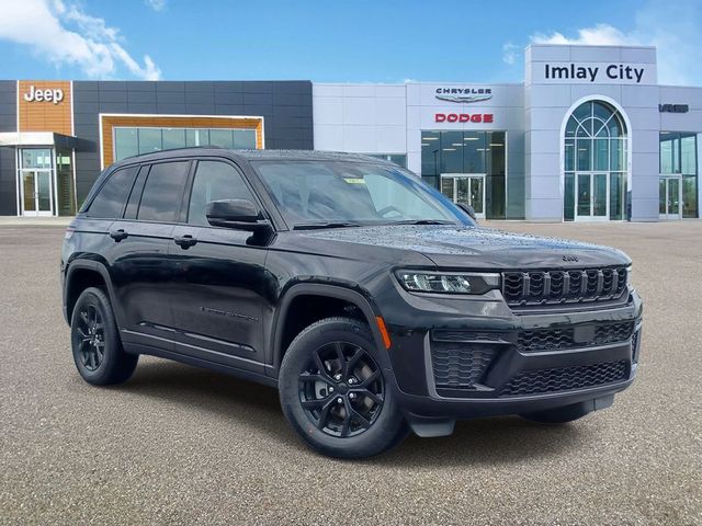 2026 Jeep Grand Cherokee Laredo Altitude
