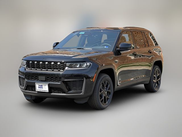 2026 Jeep Grand Cherokee Laredo Altitude