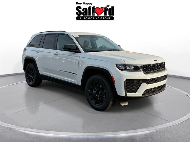 2026 Jeep Grand Cherokee Laredo Altitude