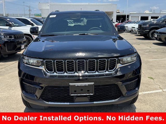 2026 Jeep Grand Cherokee Laredo
