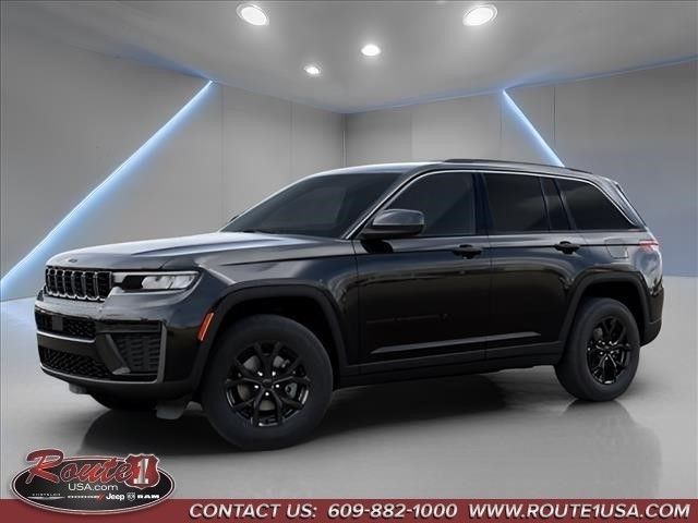 2026 Jeep Grand Cherokee Laredo Altitude