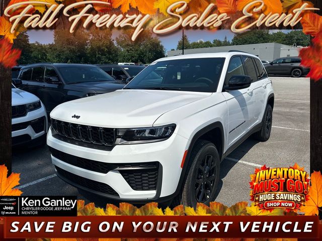 2026 Jeep Grand Cherokee Laredo Altitude