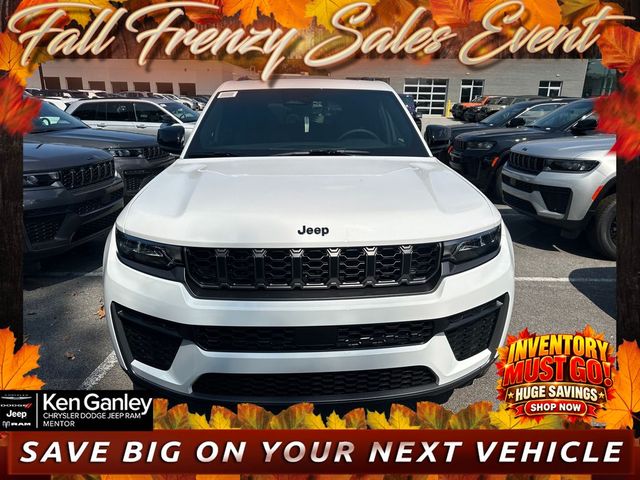 2026 Jeep Grand Cherokee Laredo Altitude
