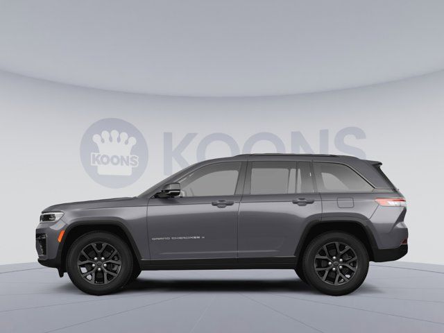 2026 Jeep Grand Cherokee Laredo Altitude