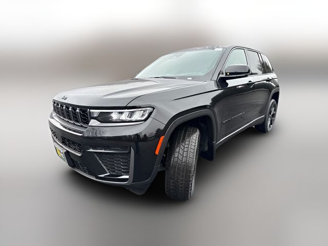 2026 Jeep Grand Cherokee Laredo Altitude