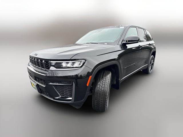 2026 Jeep Grand Cherokee Laredo Altitude