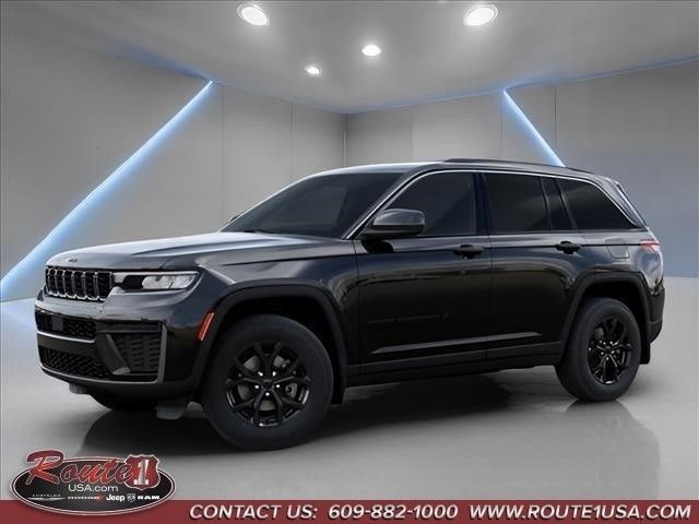 2026 Jeep Grand Cherokee Laredo Altitude