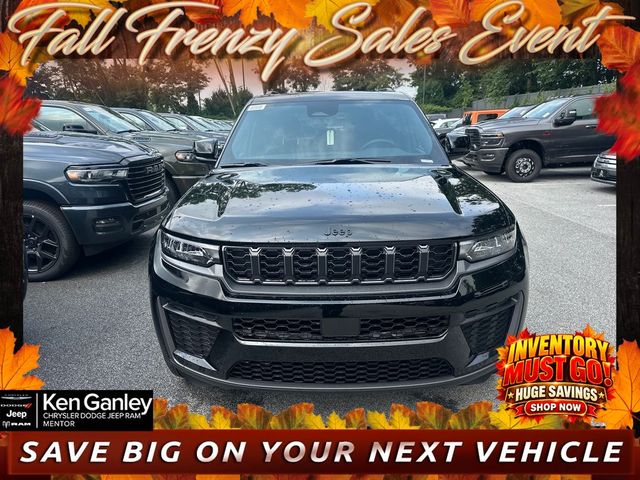2026 Jeep Grand Cherokee Laredo Altitude