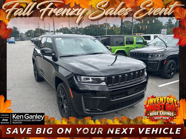 2026 Jeep Grand Cherokee Laredo Altitude