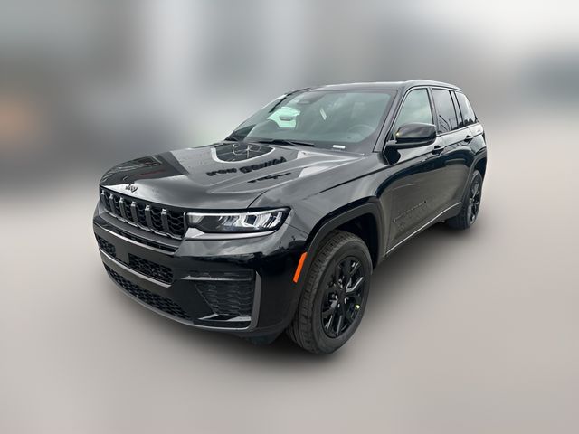 2026 Jeep Grand Cherokee Laredo Altitude