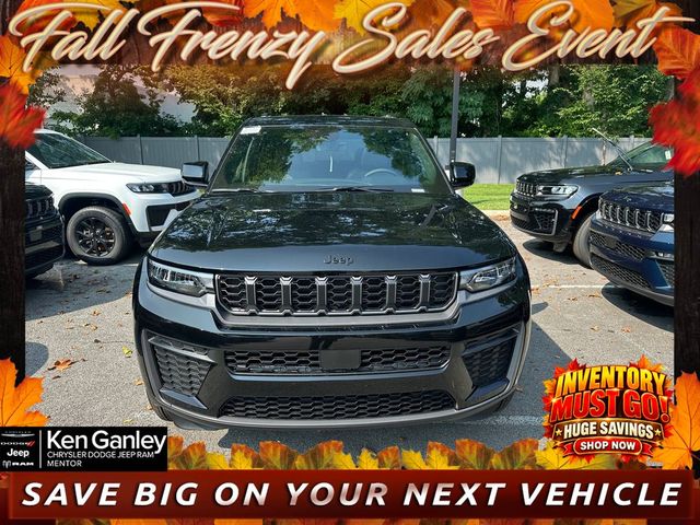 2026 Jeep Grand Cherokee Laredo Altitude