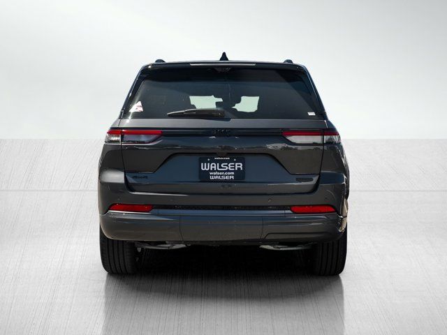 2026 Jeep Grand Cherokee Summit