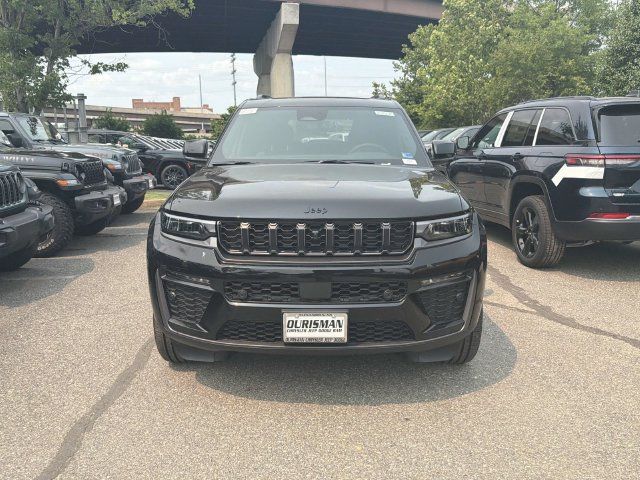 2026 Jeep Grand Cherokee L 85th Anniversary Edition
