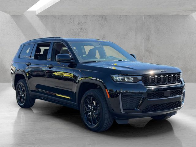 2026 Jeep Grand Cherokee L Laredo Altitude