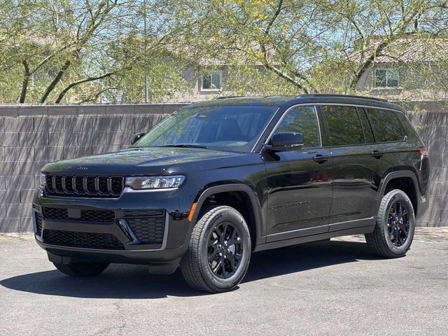 2026 Jeep Grand Cherokee L Laredo Altitude