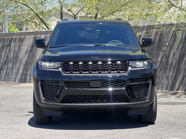 2026 Jeep Grand Cherokee L Laredo Altitude