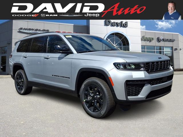 2026 Jeep Grand Cherokee L Laredo Altitude