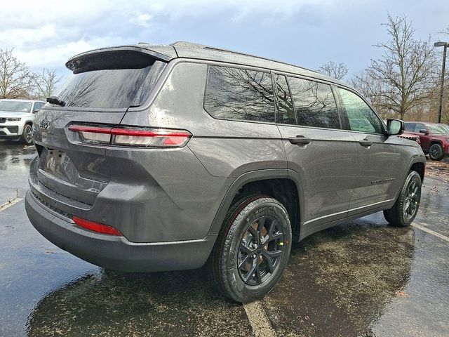 2026 Jeep Grand Cherokee L Laredo Altitude