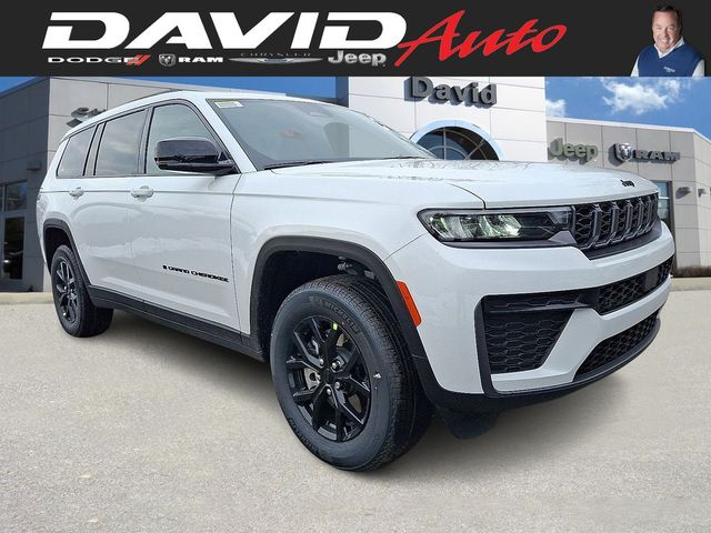 2026 Jeep Grand Cherokee L Laredo Altitude