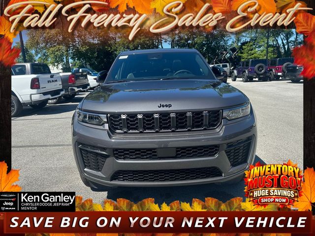 2026 Jeep Grand Cherokee L Laredo Altitude