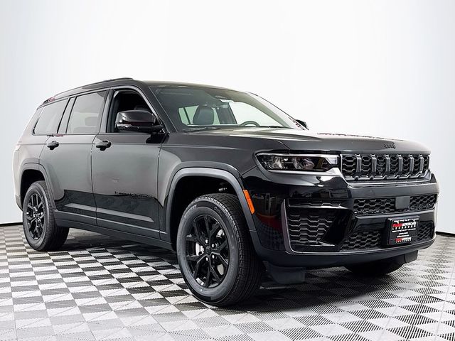 2026 Jeep Grand Cherokee L Laredo Altitude