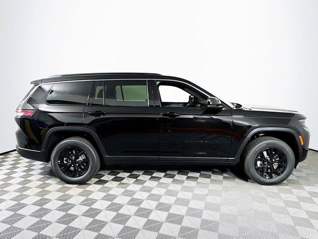 2026 Jeep Grand Cherokee L Laredo Altitude