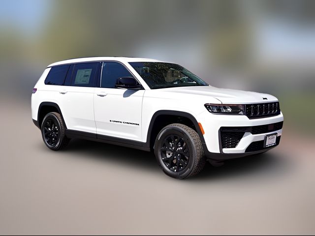 2026 Jeep Grand Cherokee L Laredo Altitude