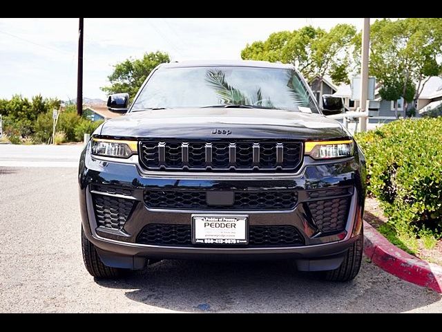 2026 Jeep Grand Cherokee L Laredo Altitude