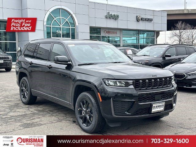 2026 Jeep Grand Cherokee L Laredo Altitude