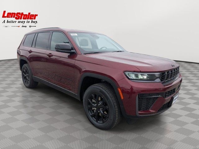 2026 Jeep Grand Cherokee L Laredo Altitude