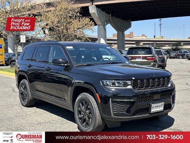 2026 Jeep Grand Cherokee L Laredo Altitude