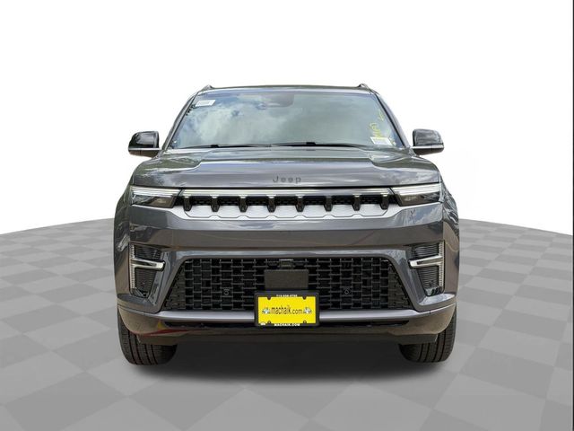 2026 Jeep Grand Wagoneer Base
