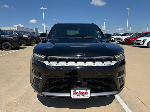 2026 Jeep Grand Wagoneer Base