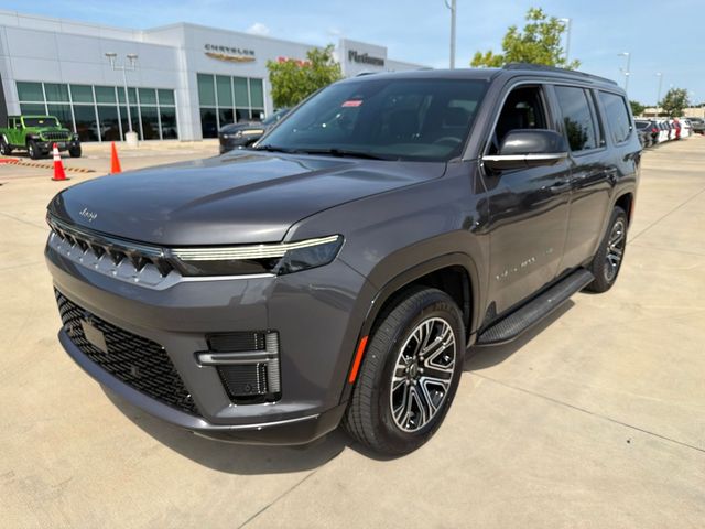 2026 Jeep Grand Wagoneer Base