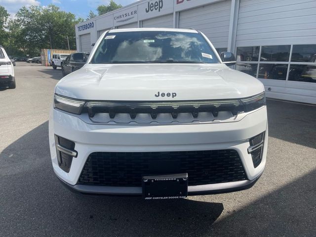 2026 Jeep Grand Wagoneer Base