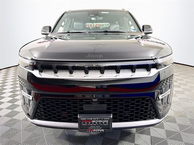 2026 Jeep Grand Wagoneer Base